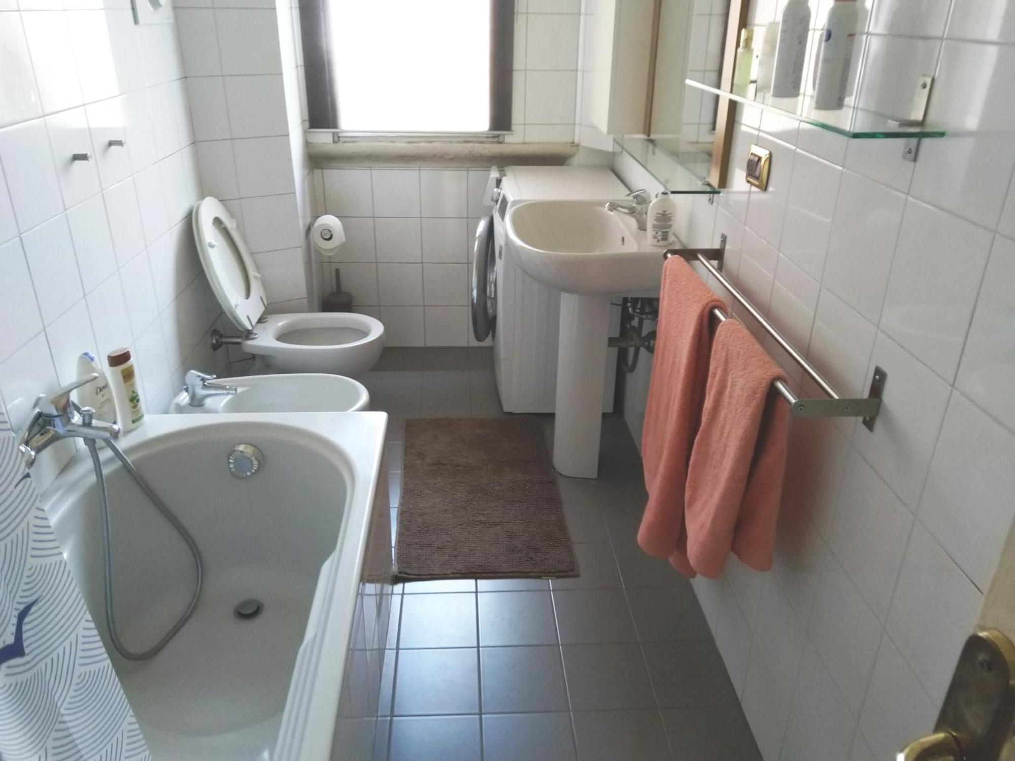 Beautiful And Spacious Two-room Apartment Mailand